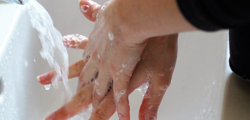 lavage des mains pour la prévention coronavirus en entreprise